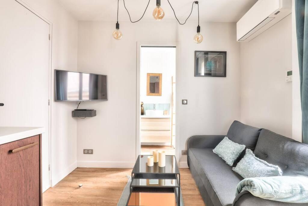 Cozy And Practical Apt In The 10Th Arrondissement ปารีส ภายนอก รูปภาพ
